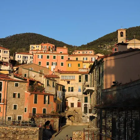 Il Polpo Innamorato, * Tellaro